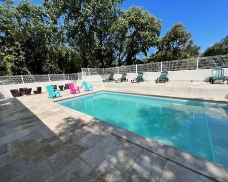 Domaine Du Berange Hotel Saint-Geniès-des-Mourgues Екстериор снимка